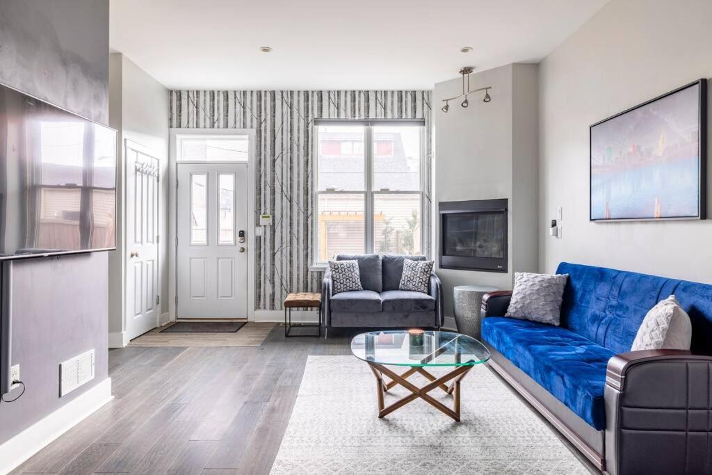 4 Bedroom 3 Bath Sleeps 10 Pet Friendly Private Backyard, 2 Car Garage, City Views, Close To All Stadiums And Casino Pittsburgh Zewnętrze zdjęcie