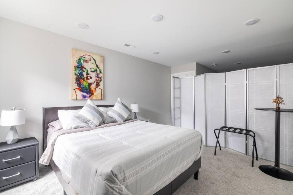 4 Bedroom 3 Bath Sleeps 10 Pet Friendly Private Backyard, 2 Car Garage, City Views, Close To All Stadiums And Casino Pittsburgh Zewnętrze zdjęcie