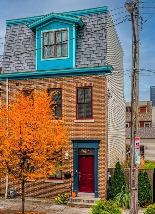 4 Bedroom 3 Bath Sleeps 10 Pet Friendly Private Backyard, 2 Car Garage, City Views, Close To All Stadiums And Casino Pittsburgh Zewnętrze zdjęcie