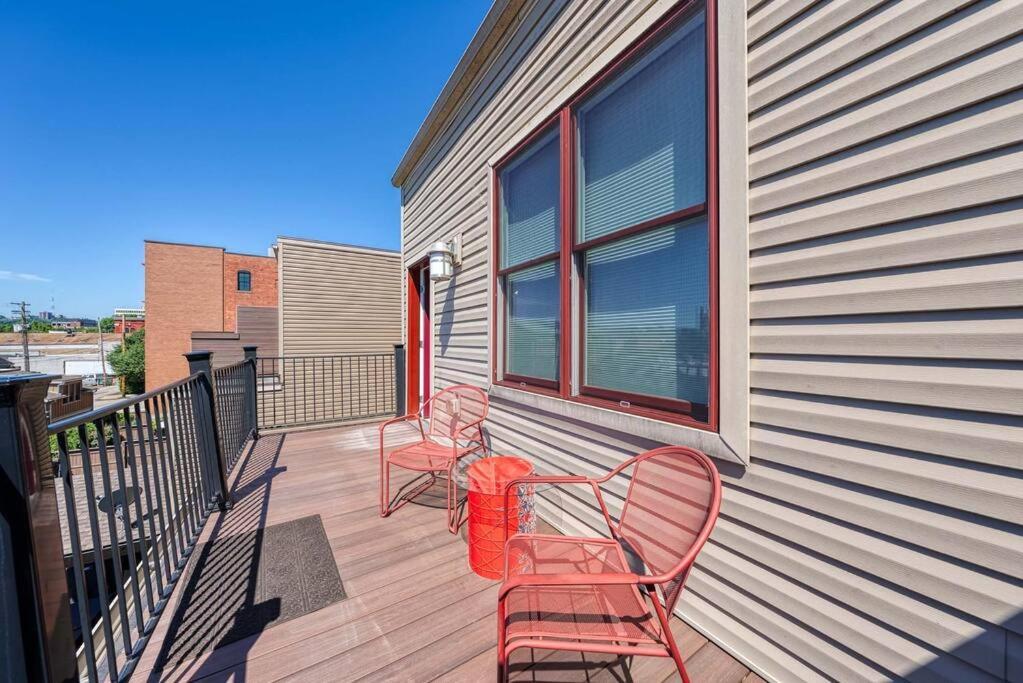 4 Bedroom 3 Bath Sleeps 10 Pet Friendly Private Backyard, 2 Car Garage, City Views, Close To All Stadiums And Casino Pittsburgh Zewnętrze zdjęcie