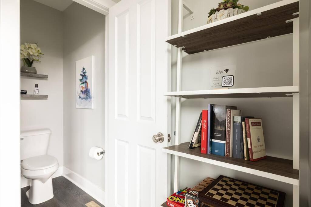 4 Bedroom 3 Bath Sleeps 10 Pet Friendly Private Backyard, 2 Car Garage, City Views, Close To All Stadiums And Casino Pittsburgh Zewnętrze zdjęcie