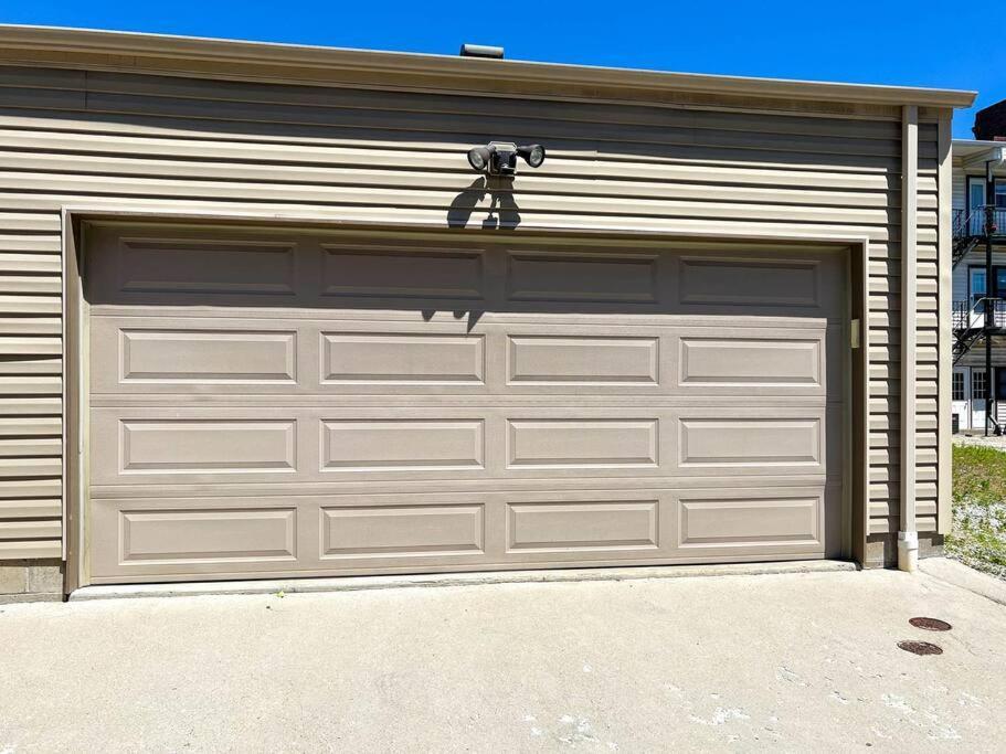 4 Bedroom 3 Bath Sleeps 10 Pet Friendly Private Backyard, 2 Car Garage, City Views, Close To All Stadiums And Casino Pittsburgh Zewnętrze zdjęcie