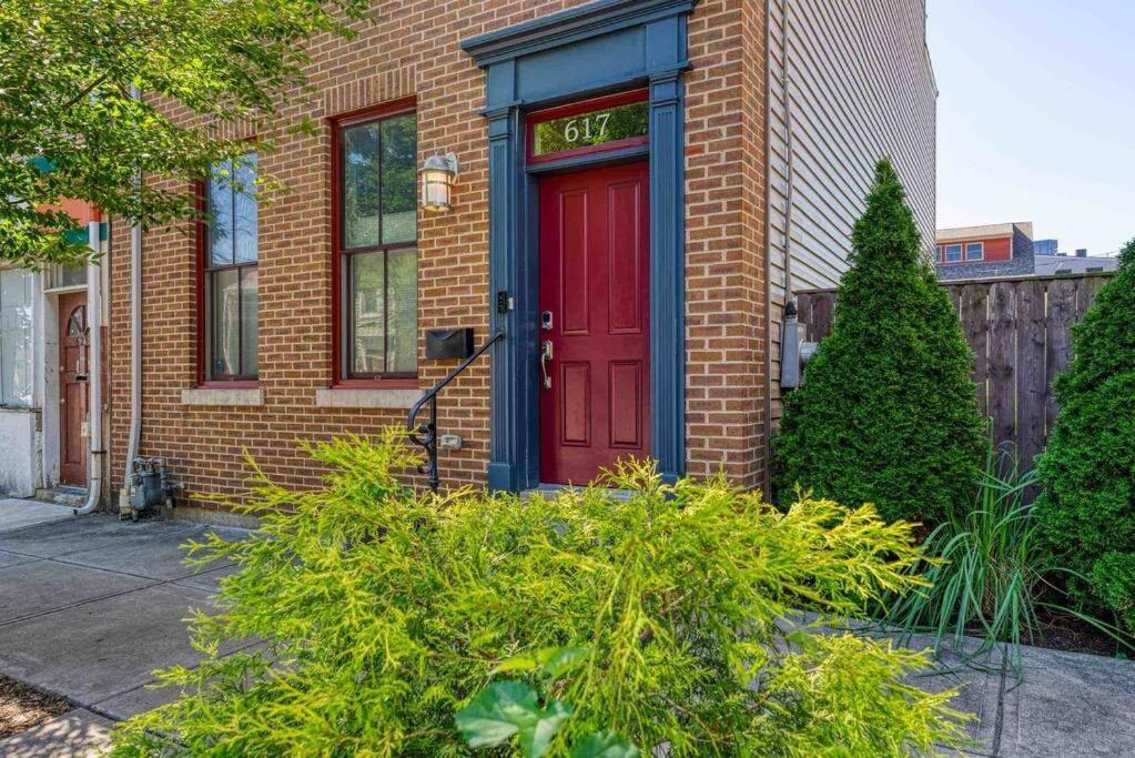 4 Bedroom 3 Bath Sleeps 10 Pet Friendly Private Backyard, 2 Car Garage, City Views, Close To All Stadiums And Casino Pittsburgh Zewnętrze zdjęcie